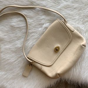 Coach vintage collectors leather Bag in a cream